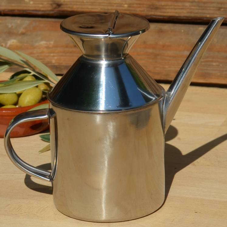 Stainless steel jug for olive oil