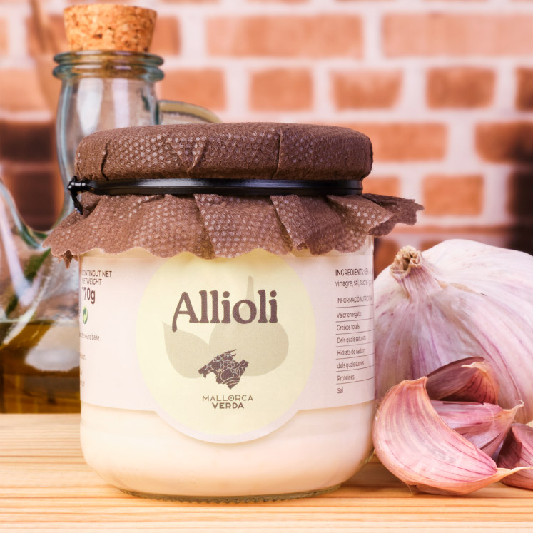 Allioli garlic cream